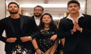 Who are there in Siddhant Chaturvedi family?