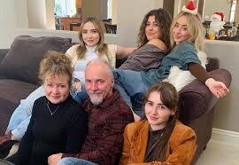 Sabrina carpenter family