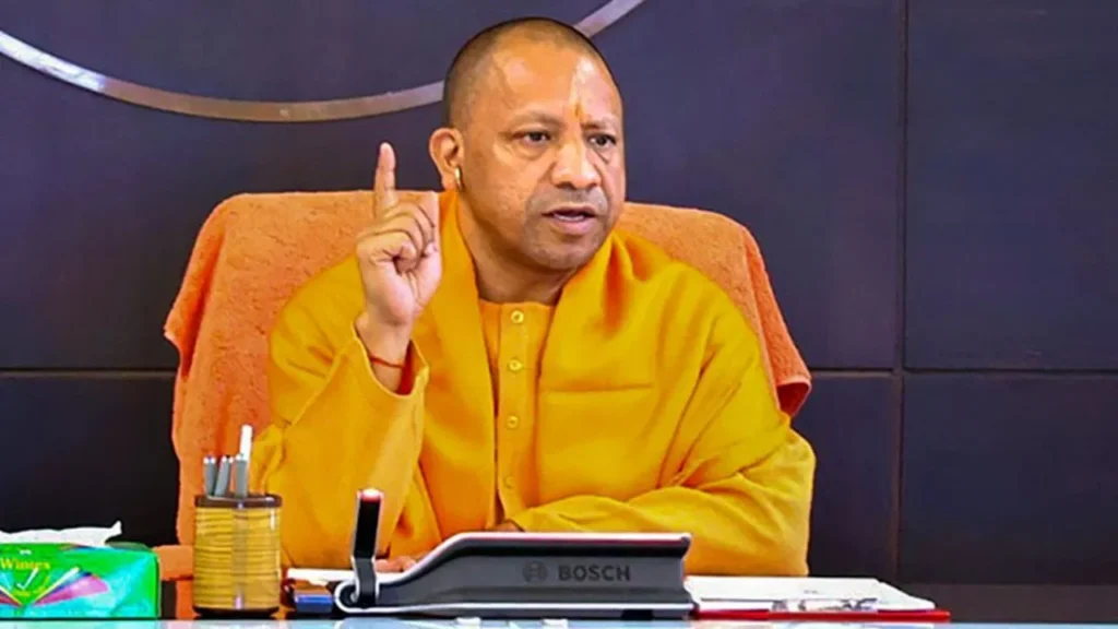 इलाहाबाद उच्च न्यायालय में मुख्यमंत्री योगी आदित्यनाथ(CM Yogi Adityanath) को हटाने की मांग वाली जनहित याचिका दायर