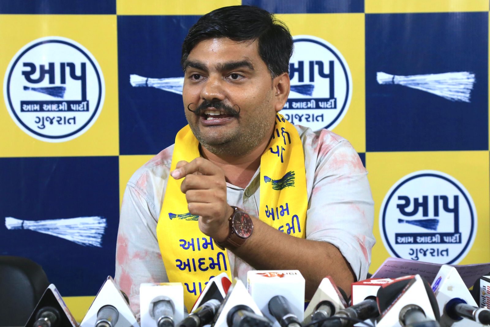 બેરોજગારોને નોકરી આપવામાં ગુજરાત સરકારની નિષ્ફળતાઓ આ રહી-…