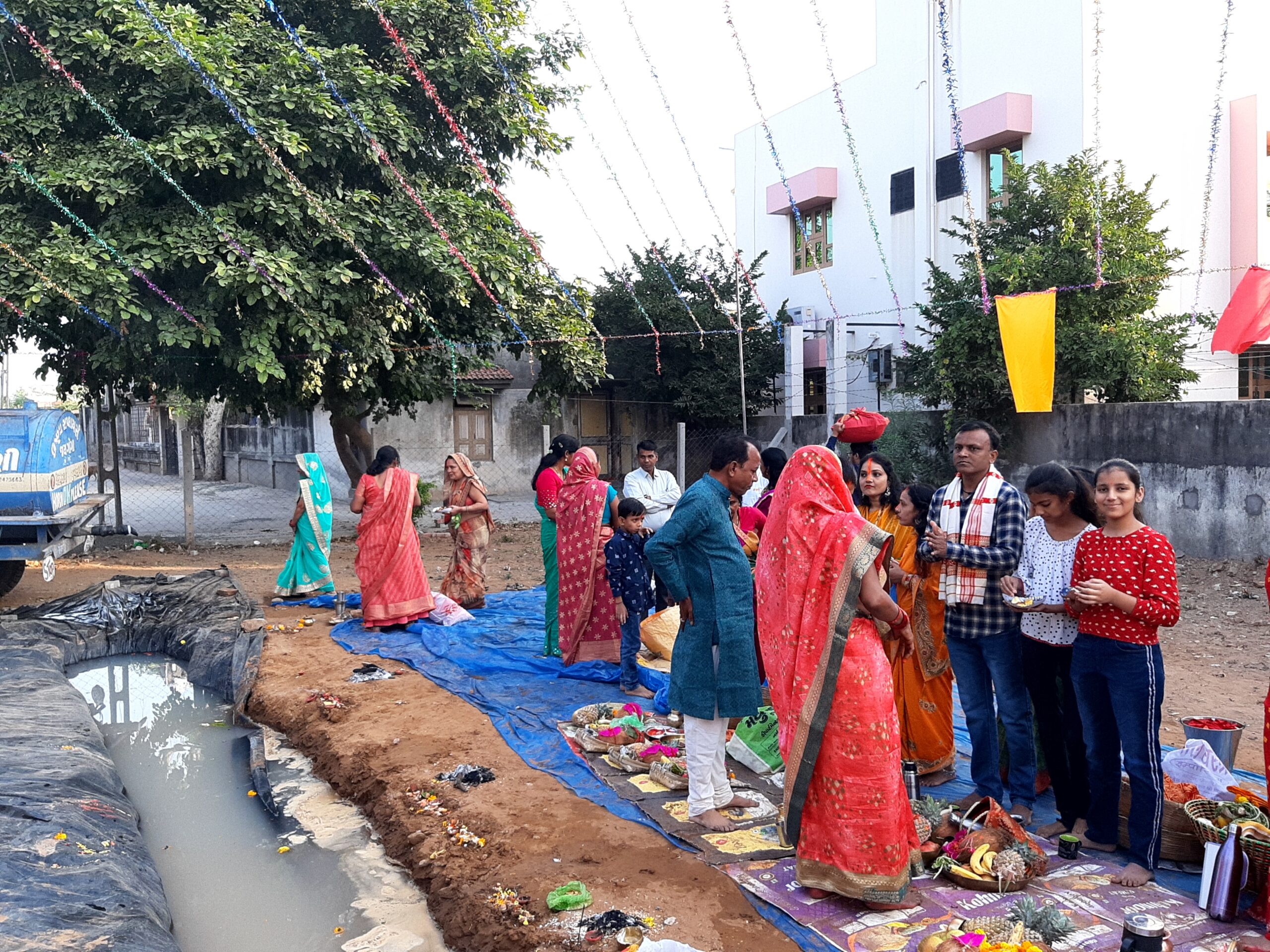 હિંમતનગરમાં બિહારી સમાજે ઉજવ્યો સૂર્યનારાયણની ઉપાસનાનો છઠ પૂજા…