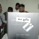 ચૂંટણીપંચે મતદારની ઓળખ માટે રજુ કરી શકાય તેવા દસ્તાવેજોની યાદી જાહેર