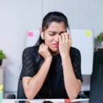 Depression: Life में समस्याएं तो बहुत हैं पर निदान भी है, हारना नहीं जीतना सीखिए!