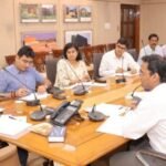 Noida Authority: अतिक्रमणकर्ता हो जाएं सावधान, करने वालों पर होगी कार्रवाई -वर्क सर्किल को मिलेगा सम्मान
