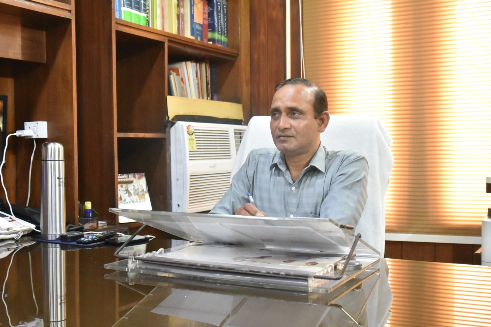 Sunil Kumar Kanaujia Takes Charge as Assistant Director of Information in Gautam Buddh Nagar