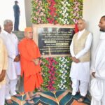 ગાંધીનગરના લાકરોડામાં દર્શન યોગધામમાં સમર્પણ ભવનનું લોકાર્પણ રાજ્યપાલના હસ્તે થયું