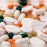 Painkillers Side Effects:рдЕрдм рдмрд┐рдирд╛ рдкрд░реНрдЪреЗ рдХреЗ рдХреЗрдорд┐рд╕реНрдЯ рдирд╣реАрдВ рдмреЗрдЪ рд╕рдХреЗрдВрдЧреЗ рджрд╡рд╛, рджрд┐рд▓реНрд▓реА рд╕рд░рдХрд╛рд░ рдХрд╛ рдореЗрдбрд┐рдХрд▓ рд╕реНрдЯреЛрд░реНрд╕ рдХреЛ рдЖрджреЗрд╢