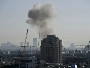 Iran War Update : Hostilities Flare as Oil Prices Jump Amid Stalemate in US-Iran Talks