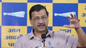 Petrol Price 102 नहीं, 82 रुपये लीटर हो : केजरीवाल ने केंद्र पर साधा निशाना