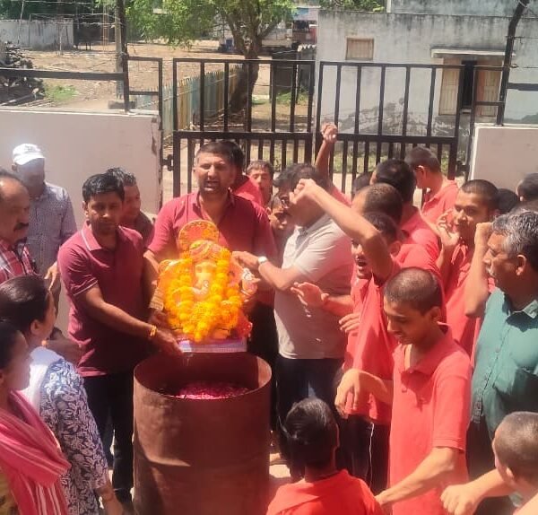 હિંમતનગરના મોતીપુરા ખાતે માનસિકદિવ્યાંગ બાળકોની સંસ્થામાં ગણેશોત્સવનું ભાવભેર…