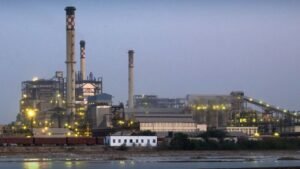 Tata Chemicals Share Fall : Why the Stock Plunged Over 11% Amid Tata Sons Boardroom Dispute