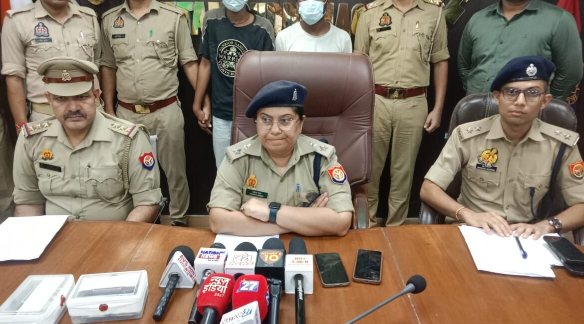 Mobile Phone Snatching Noida : थाना एक्सप्रेसवे पुलिस ने दो आरोपियों को किया गिरफ्तार