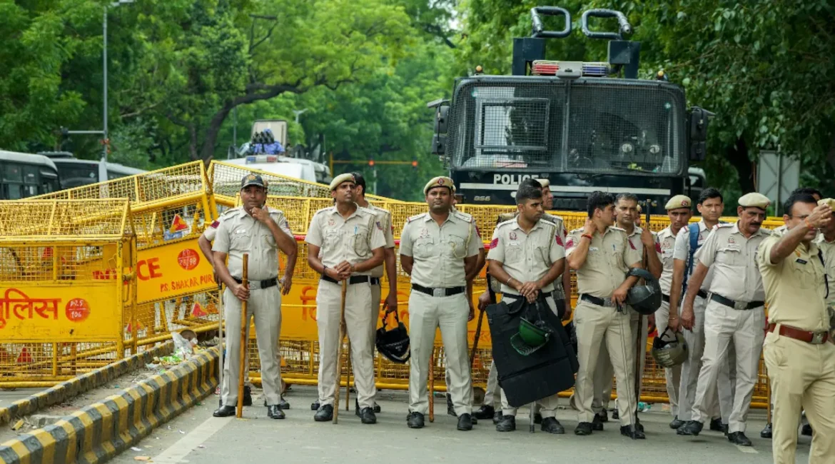 CJP Protest Delhi : CJP प्रोटेस्ट से पहले दिल्ली में कड़ी सुरक्षा, ट्रेनें रद्द, मेट्रो स्टेशन बंद, इंटरनेट पर रोक और बॉर्डर पर BSF तैनात
