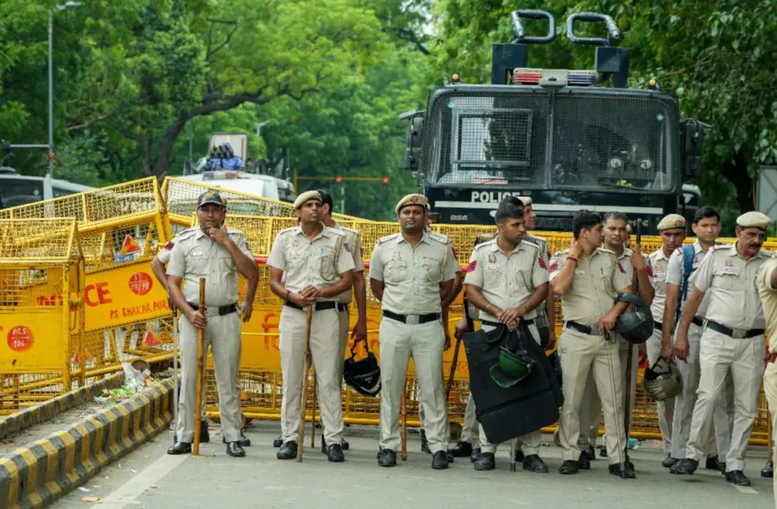 CJP Protest Delhi : CJP प्रोटेस्ट से पहले दिल्ली में कड़ी सुरक्षा, ट्रेनें रद्द, मेट्रो स्टेशन बंद, इंटरनेट पर रोक और बॉर्डर पर BSF तैनात